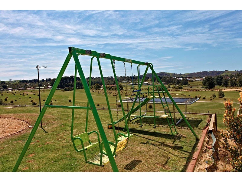 14 George Francis Drive, Mount Compass SA 5210