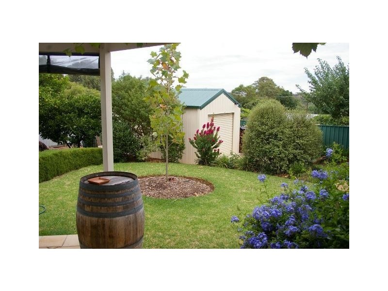 11 Chapman Avenue, Mclaren Vale SA 5171