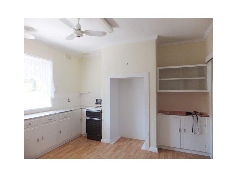 8 Field Street, Mclaren Vale SA 5171