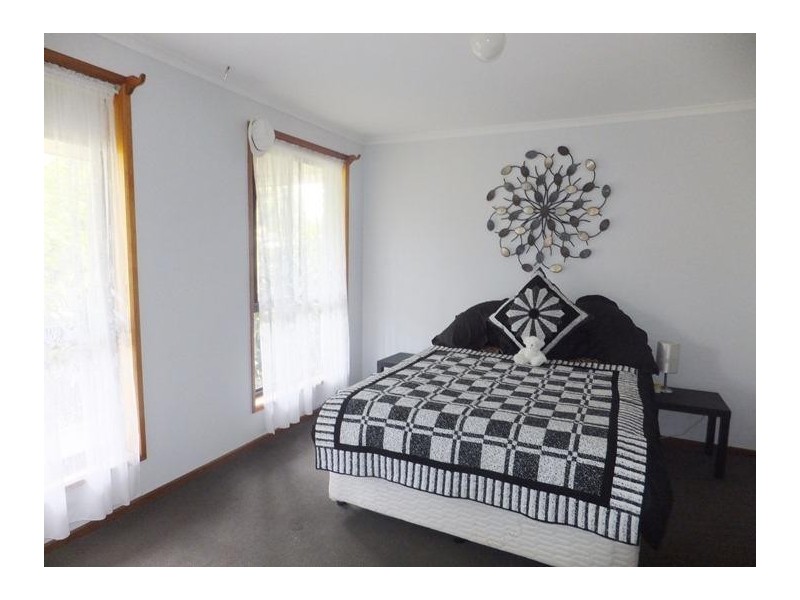 25 McKenzie Street, Aldinga Beach SA 5173