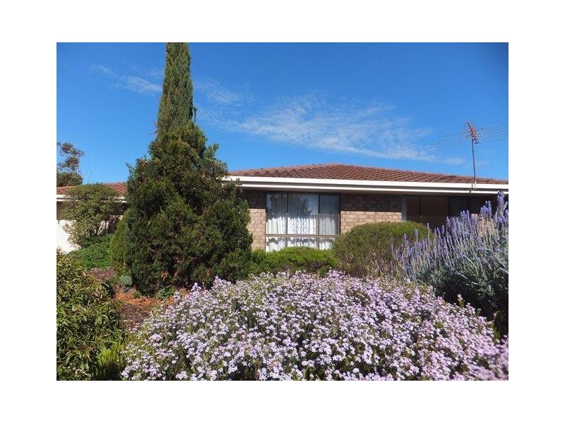 12 Macquarie Street, Moana SA 5169