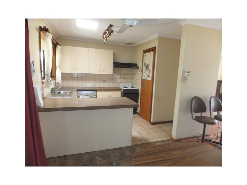 85 Valleyview Drive, Mclaren Vale SA 5171