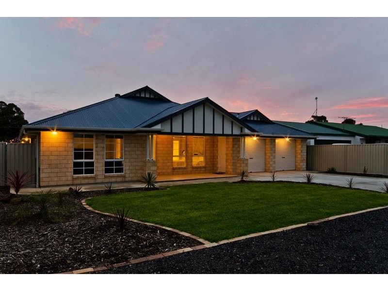 6 Bowering Hill Road, Port Willunga SA 5173