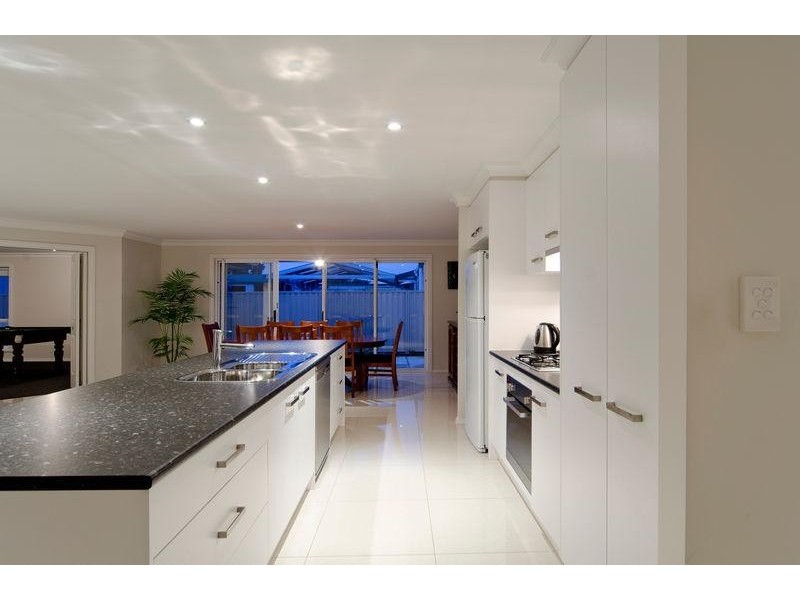 6 Bowering Hill Road, Port Willunga SA 5173