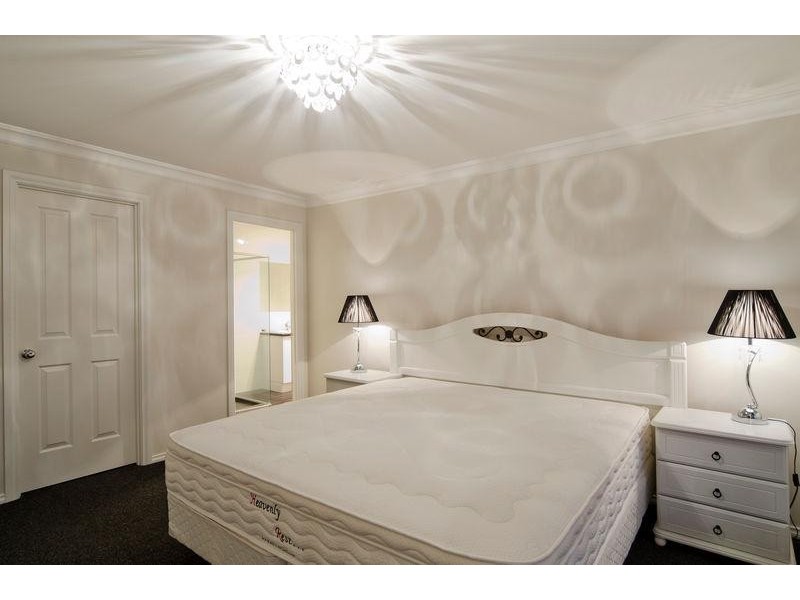 6 Bowering Hill Road, Port Willunga SA 5173