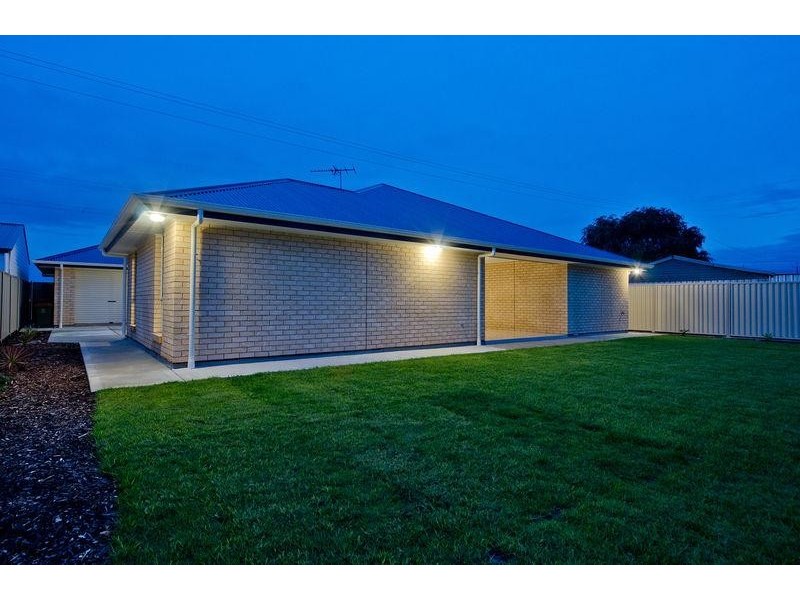6 Bowering Hill Road, Port Willunga SA 5173