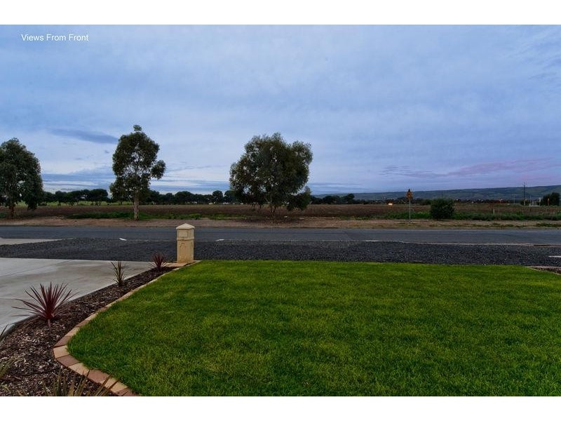 6 Bowering Hill Road, Port Willunga SA 5173