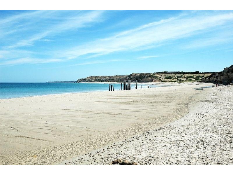 6 Bowering Hill Road, Port Willunga SA 5173