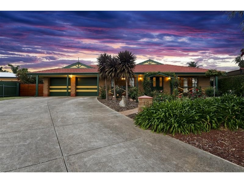 19 Seabreeze Crescent, Maslin Beach SA 5170