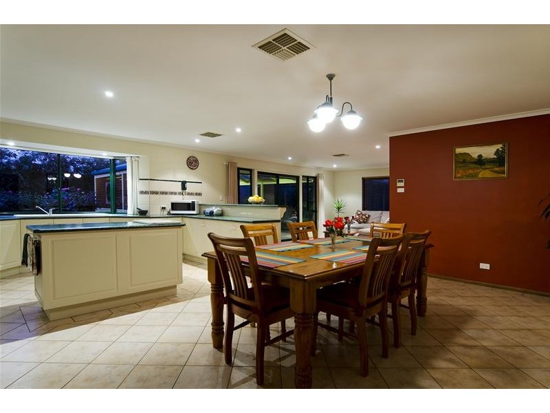 19 Seabreeze Crescent, Maslin Beach SA 5170