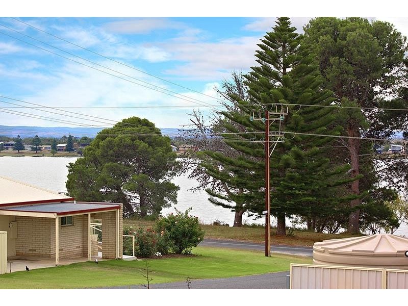 2 Price Street, Hindmarsh Island SA 5214