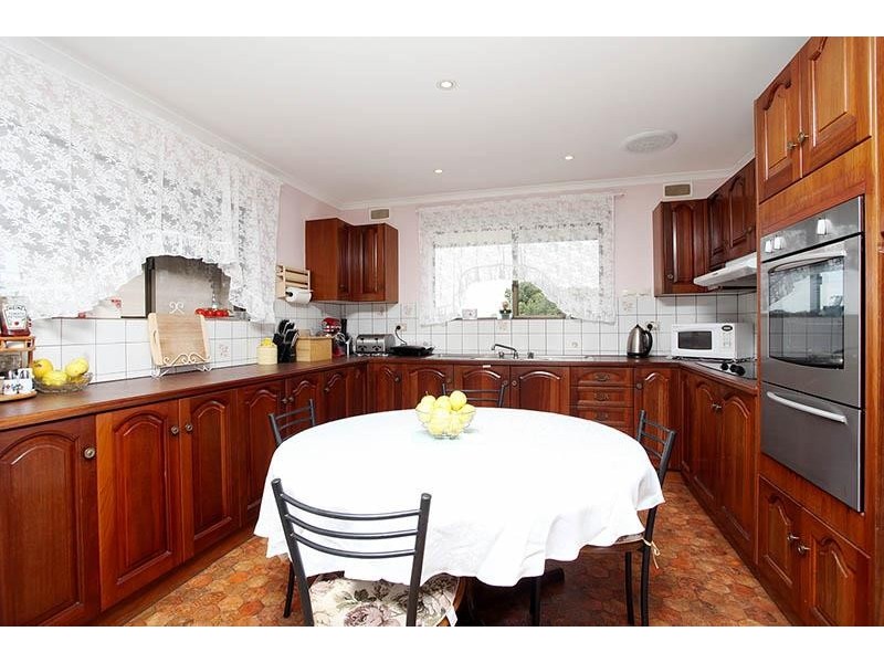 2 Price Street, Hindmarsh Island SA 5214