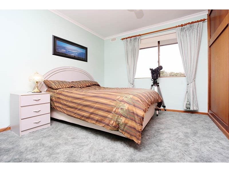 2 Price Street, Hindmarsh Island SA 5214