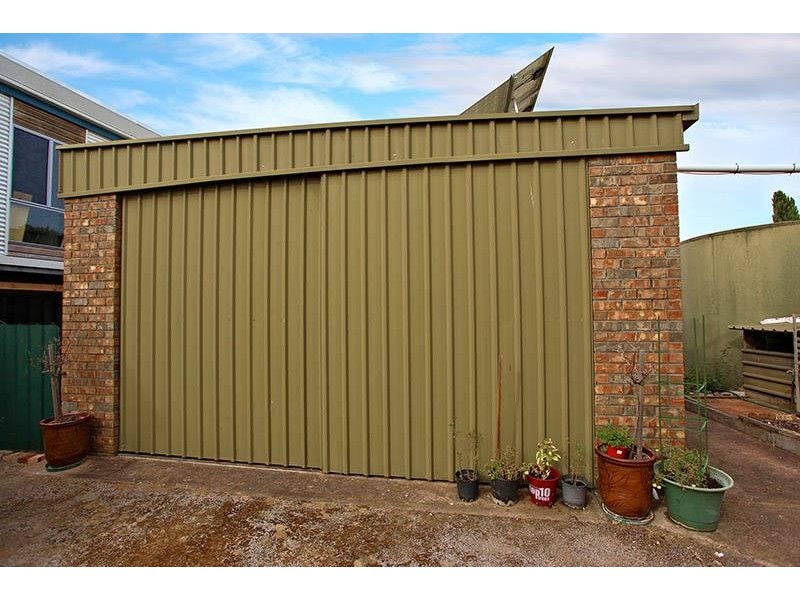 2 Price Street, Hindmarsh Island SA 5214