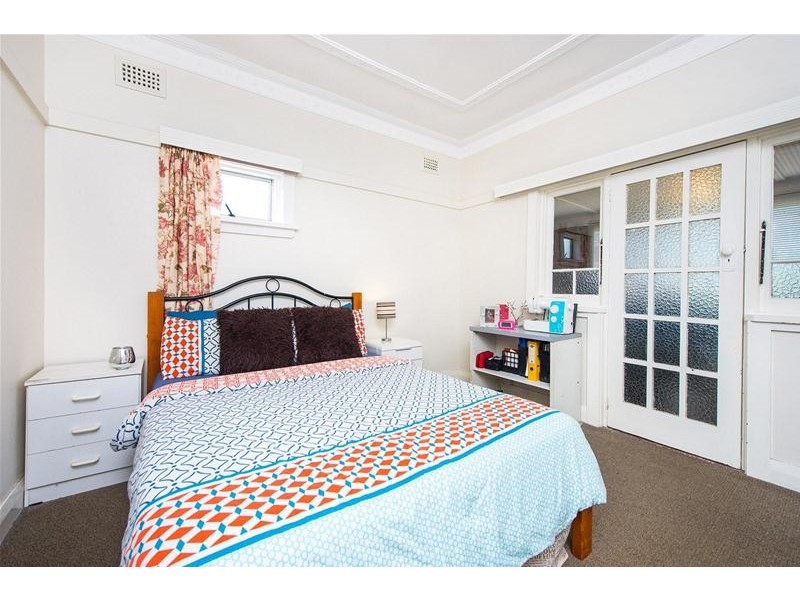 16 Grainger Avenue, Ashfield NSW 2131