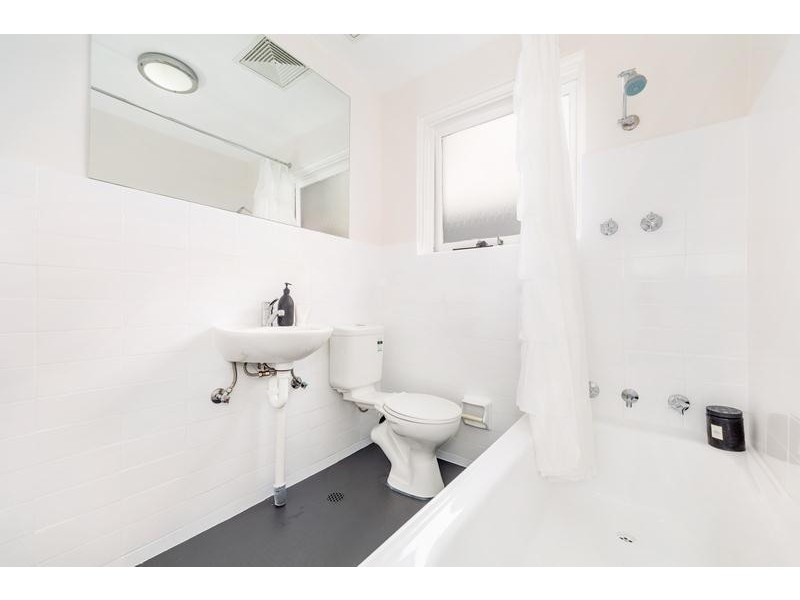 2/62 Elizabeth Street, Ashfield NSW 2131