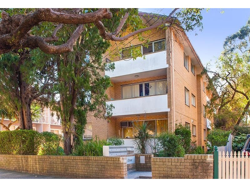 1/32-34 Orpington Street, Ashfield NSW 2131