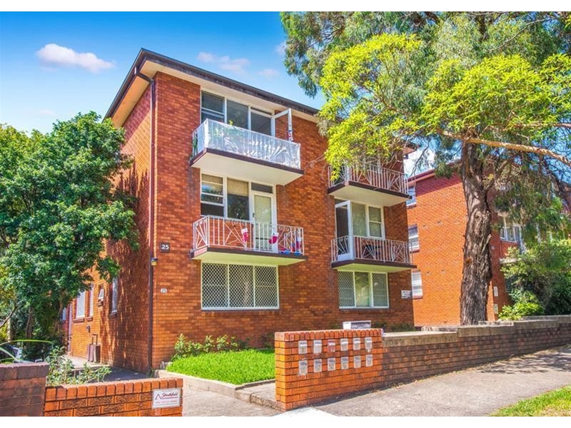 11/25 Orpington Street, Ashfield NSW 2131