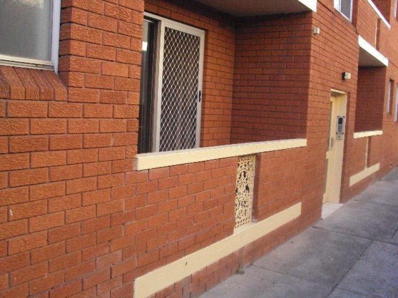 3/7 North Parade, Campsie NSW 2194