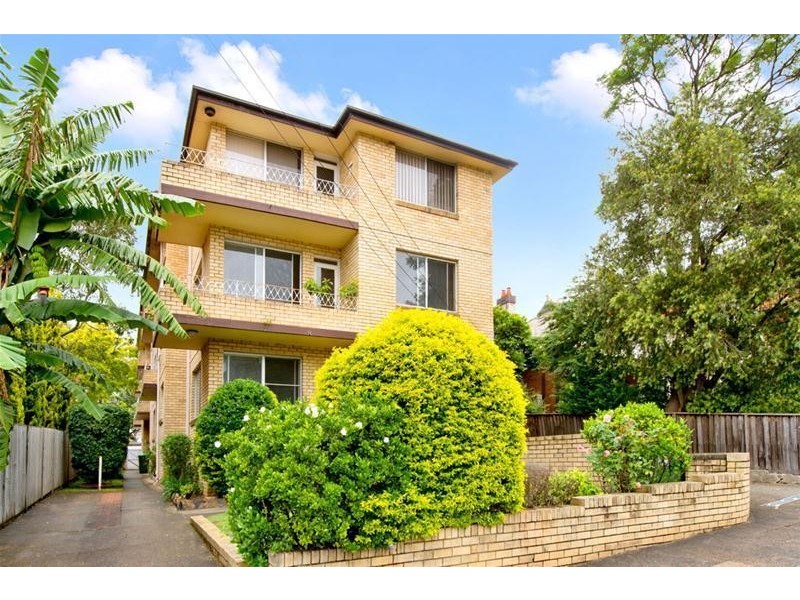 2/93 Alt Street, Ashfield NSW 2131