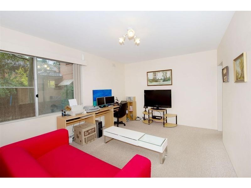 2/93 Alt Street, Ashfield NSW 2131