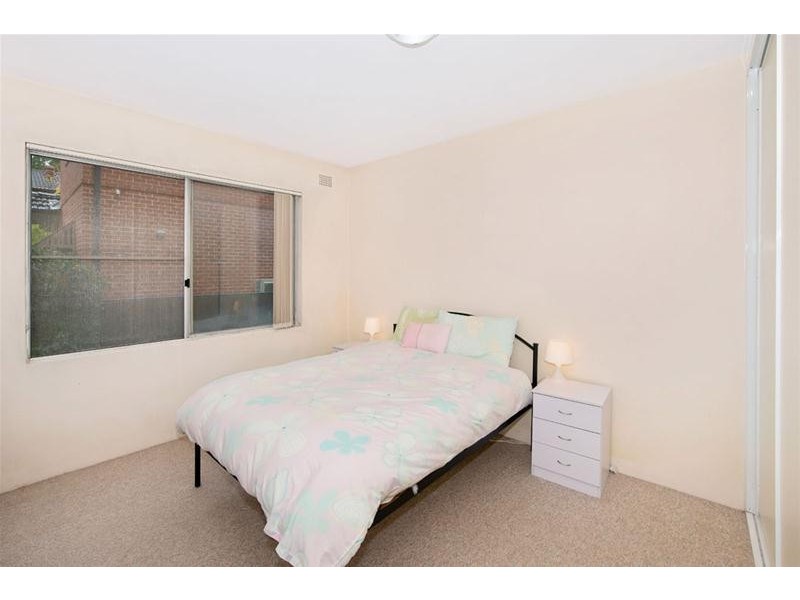 2/93 Alt Street, Ashfield NSW 2131