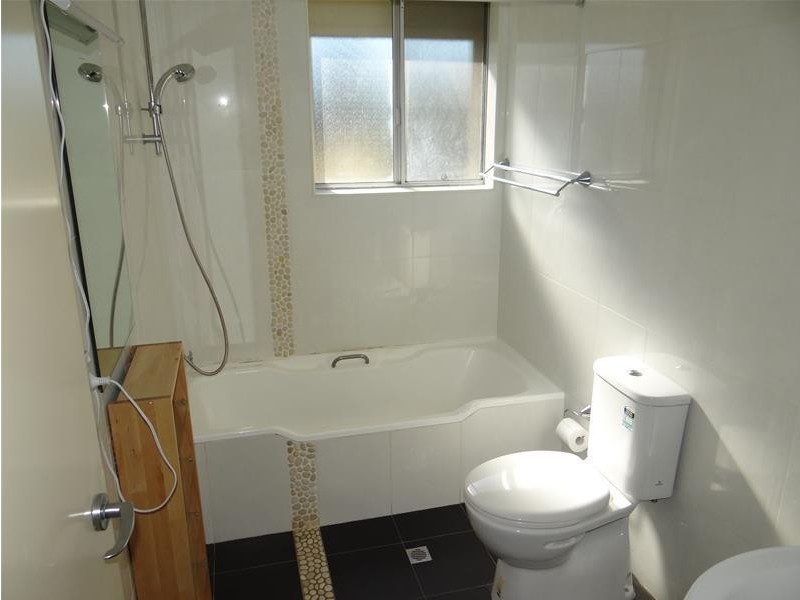 2/24 Etonville Parade, Croydon NSW 2132