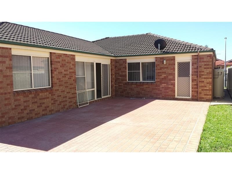 6 Tilpa Place, Hoxton Park NSW 2171