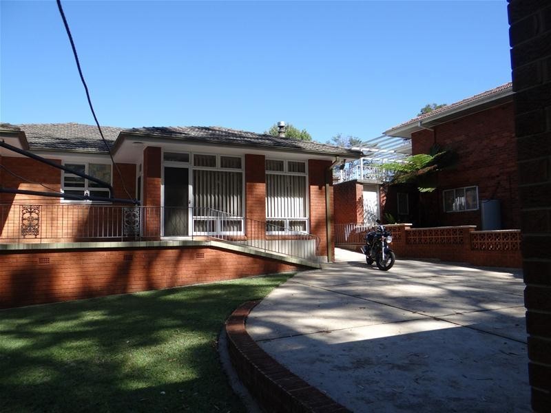 25 Gollan Avenue, Oatlands NSW 2117