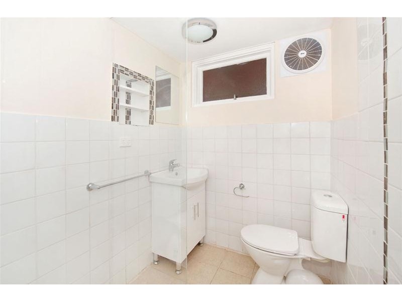 2/25 Orpington Street, Ashfield NSW 2131