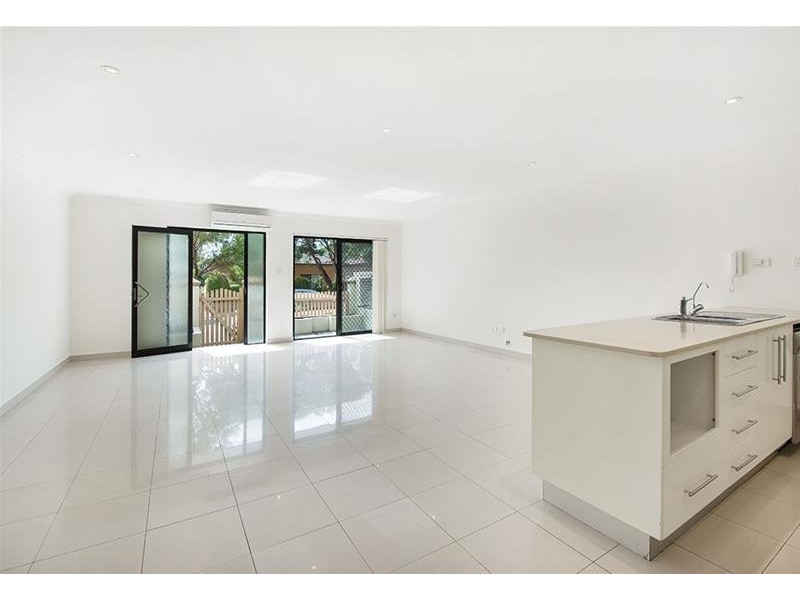 2/22-28 Thomas Street, Ashfield NSW 2131