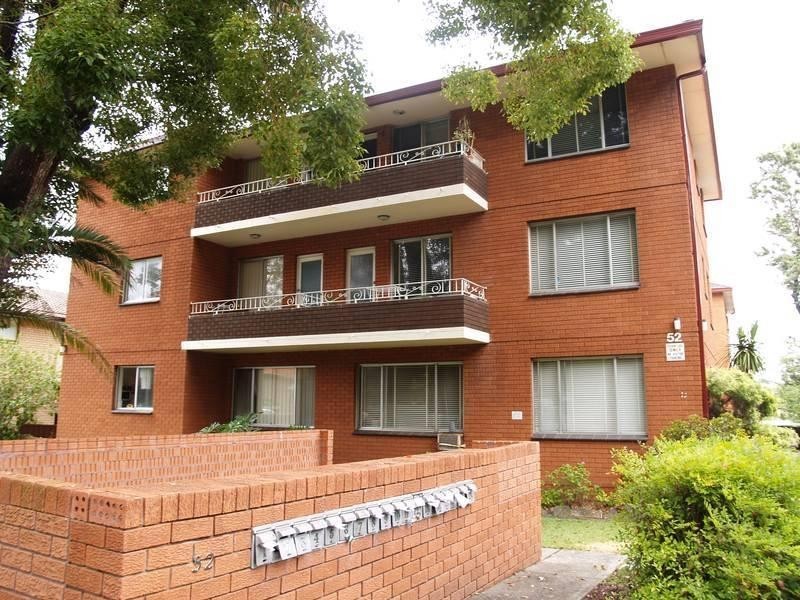4/52 Bland Street, Ashfield NSW 2131