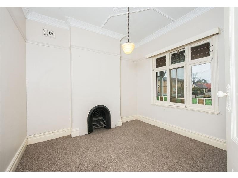 8 Moyes Street, Marrickville NSW 2204