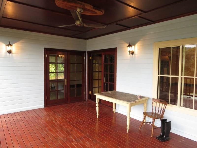 82 Smiths Creek Road, Uki NSW 2484