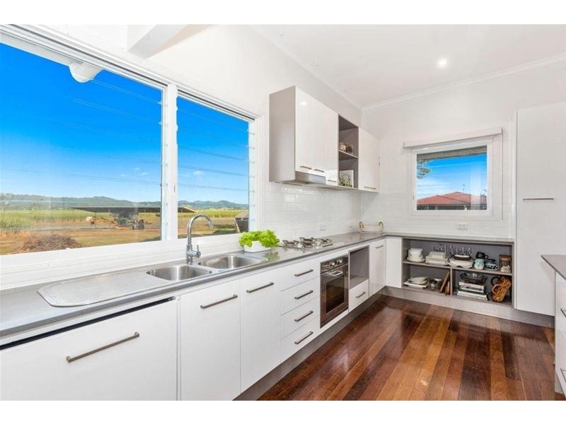 8 Colonial Drive, Condong NSW 2484