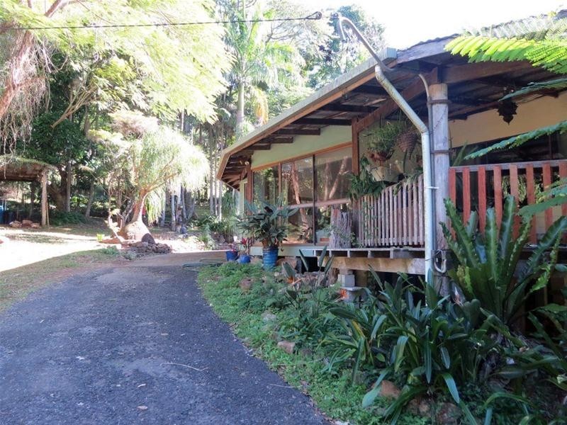 498 Rowlands Creek Road, Uki NSW 2484