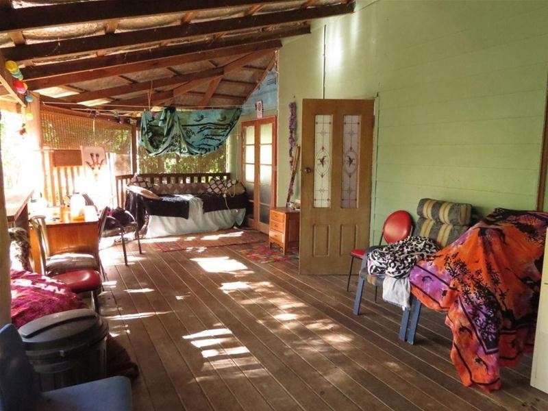 498 Rowlands Creek Road, Uki NSW 2484