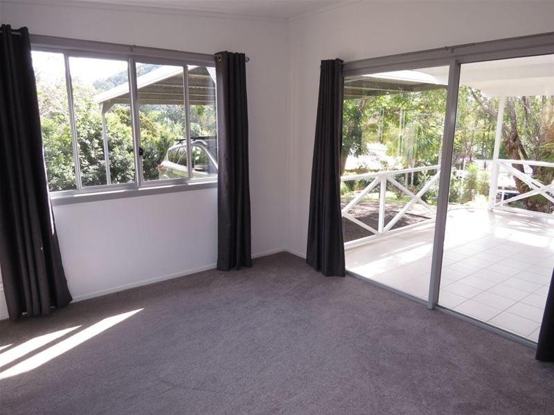 19 Marshall Street, Uki NSW 2484