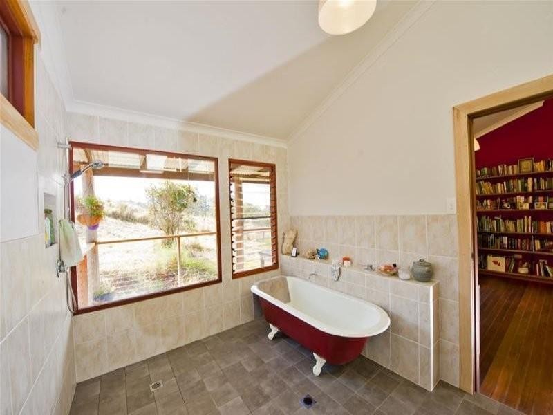 6 Caddell Road, Mount Burrell NSW 2484