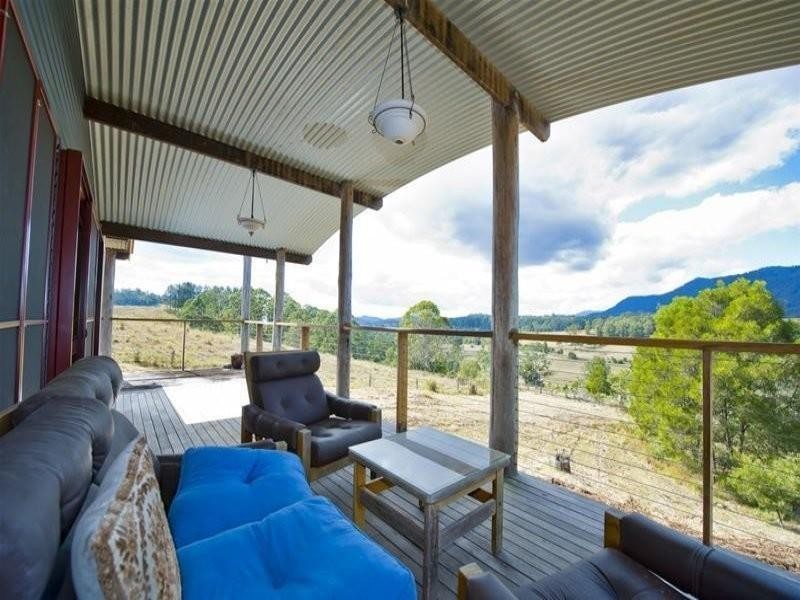 6 Caddell Road, Mount Burrell NSW 2484