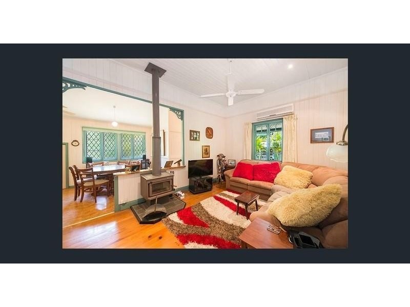 56 Chowan Creek Road, Uki NSW 2484