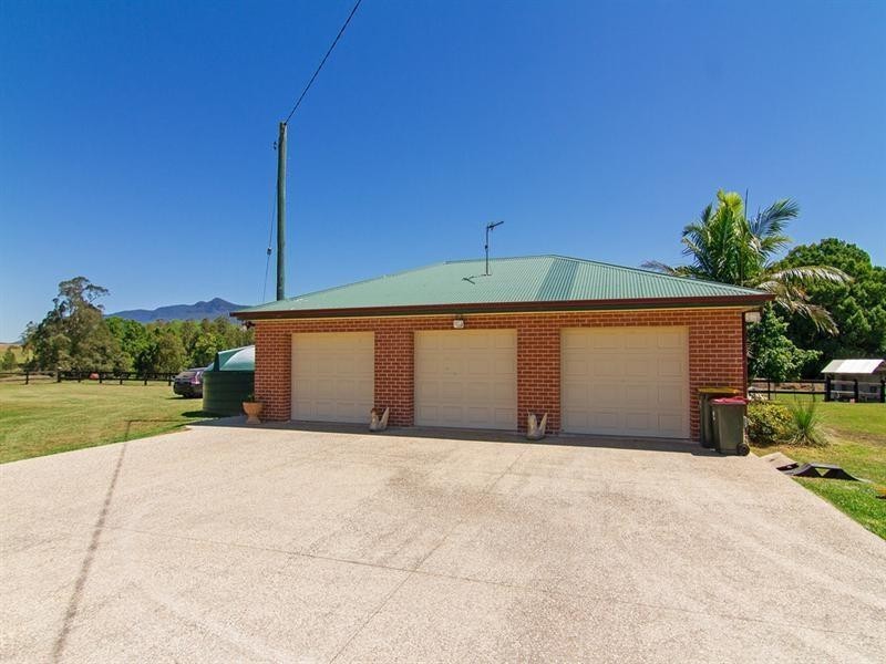 253 Brays Creek Road, Tyalgum NSW 2484
