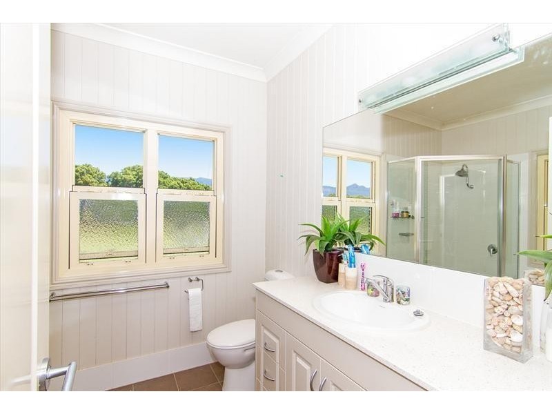 253 Brays Creek Road, Tyalgum NSW 2484