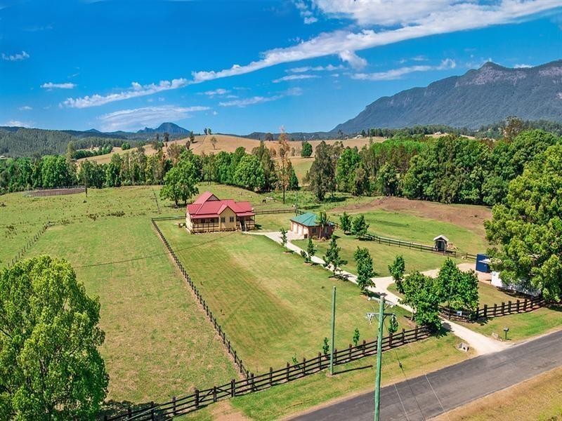 253 Brays Creek Road, Tyalgum NSW 2484