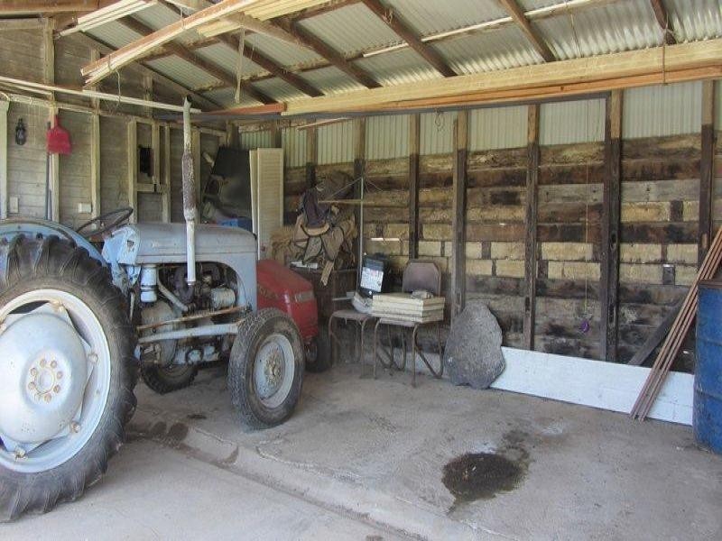 6 Blackwoods Road, Nobbys Creek NSW 2484