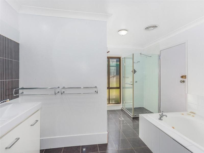 11 Goldenlinks Drive, Murwillumbah NSW 2484