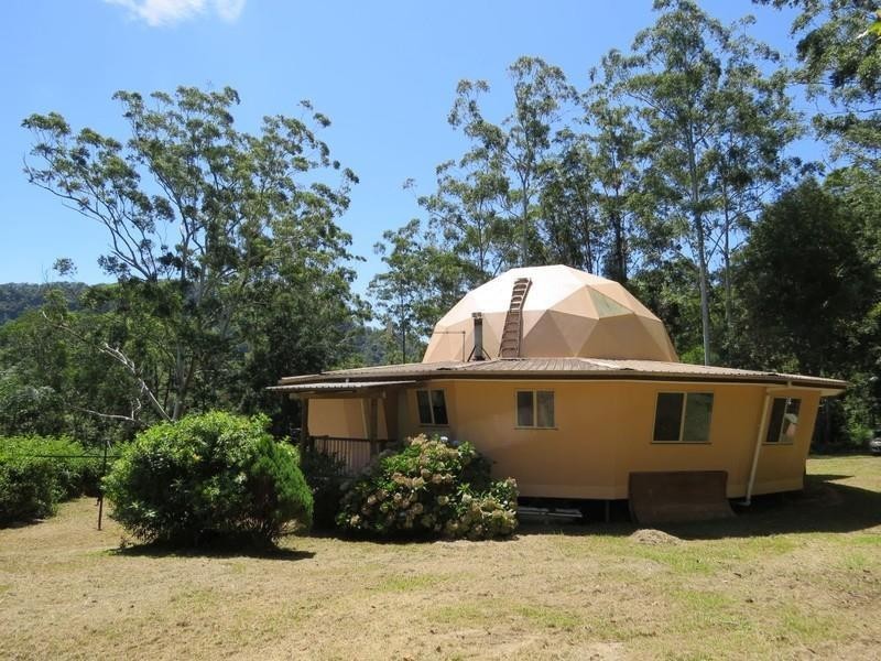 913 Kyogle Road, Uki NSW 2484