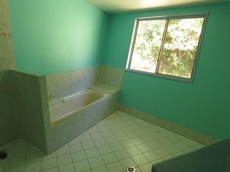 913 Kyogle Road, Uki NSW 2484