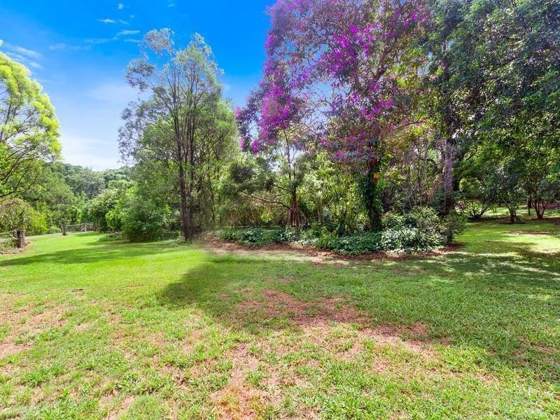 127 Smiths Creek Road, Uki NSW 2484