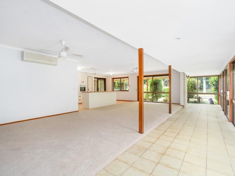 127 Smiths Creek Road, Uki NSW 2484